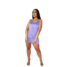 Жіноча нічна сорочка шовкова на регульованих бретельках Бузковий M/L