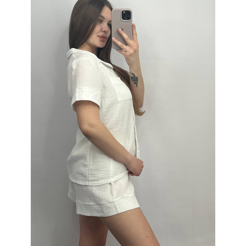 Муслінова жіноча піжама з шортами Молочна S