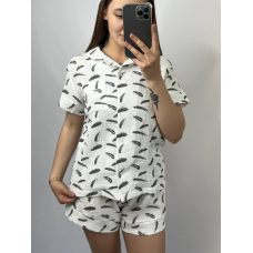 Жіноча піжама з шортами муслінова Молочне пір“я M