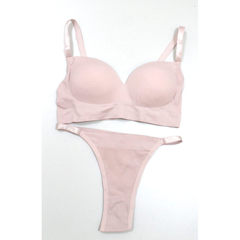 Комплект нижньої білизни бюстгальтер труси Пудра