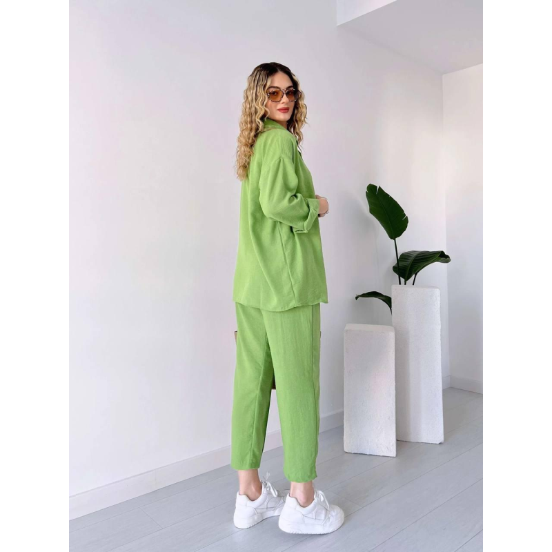 Жіночий літній костюм двійка