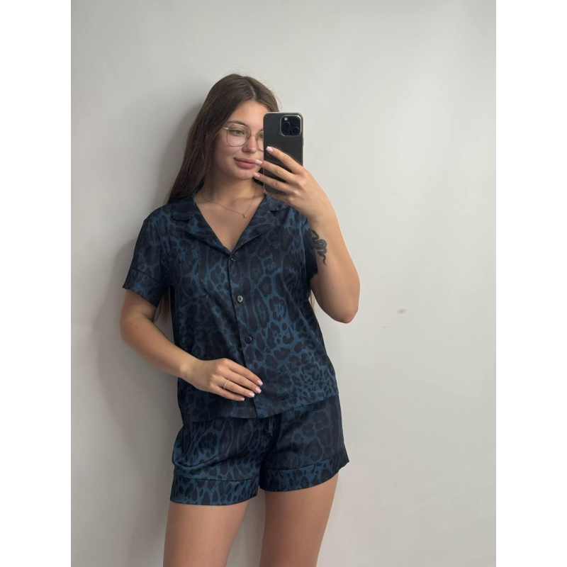 Піжама жіноча з сатину з шортами та сорочкою