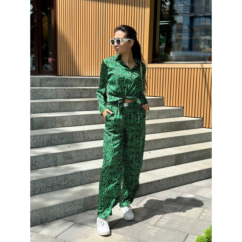 Жіночий шовковий костюм із штанами Зелений, M/L