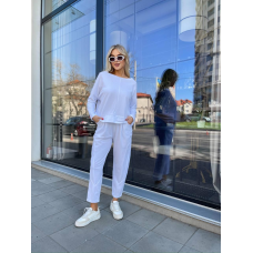 Літній жіночий прогулянковий костюм