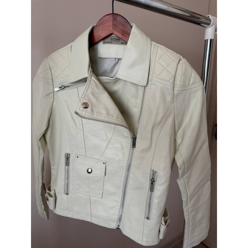 Жіноча куртка єкошкіра Молочна L