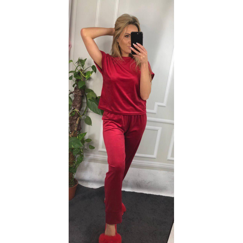 Піжама-комплект (футболка + шорти + штани) з плюшевого велюру вишневий, M