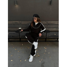 Жіночий спортивний костюм з кантом