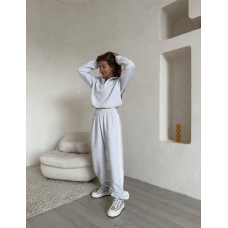 Жіночий спортивний костюм з кантом