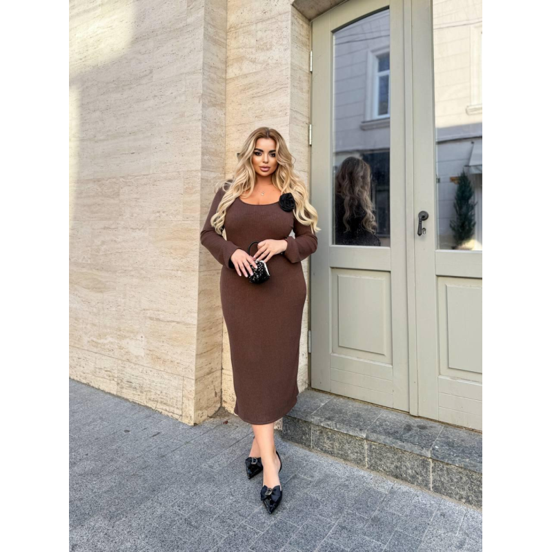 Жіноча сукня-міді осіннє Жіноча сукня-міді осіннє