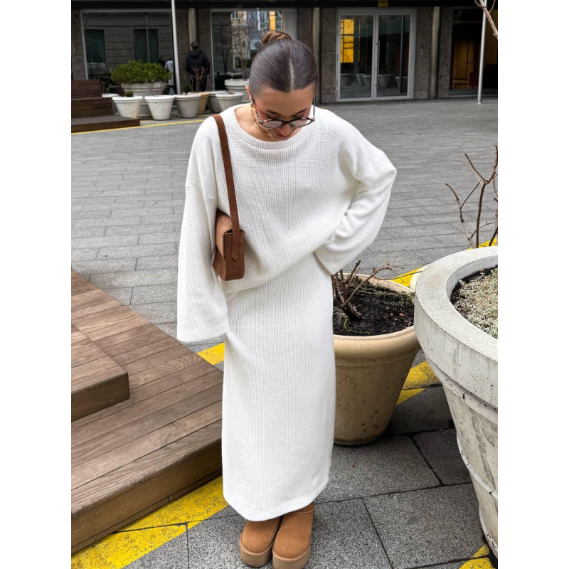 Жіночий в“язаний костюм з юбкою Молочний, 42/44