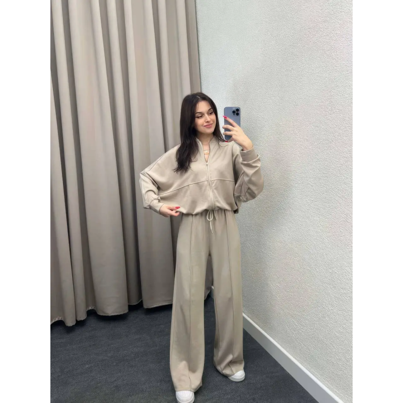 Жіночий спортивний костюм із широкими штанами Бежевий, 50/52 Жіночий спортивний костюм із широкими штанами Бежевий, 50/52