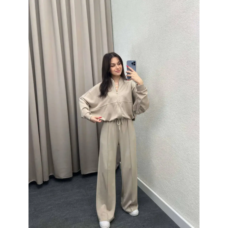 Жіночий спортивний костюм із широкими штанами Беж, 54/56 Жіночий спортивний костюм із широкими штанами Беж, 54/56