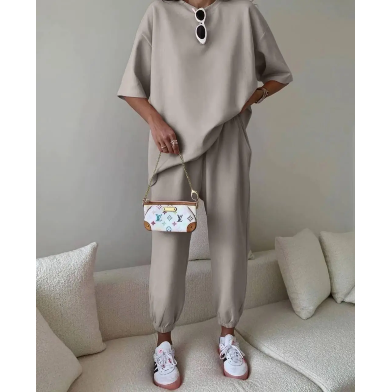 Жіночий повсякденний костюм футболка зі штанами 50/52 Сірий