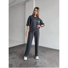 Жіночий повсякденний костюм футболка зі штанами