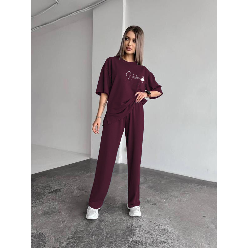 Жіночий повсякденний костюм футболка зі штанами Жіночий повсякденний костюм футболка зі штанами