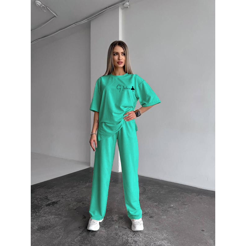 Жіночий повсякденний костюм футболка зі штанами Жіночий повсякденний костюм футболка зі штанами