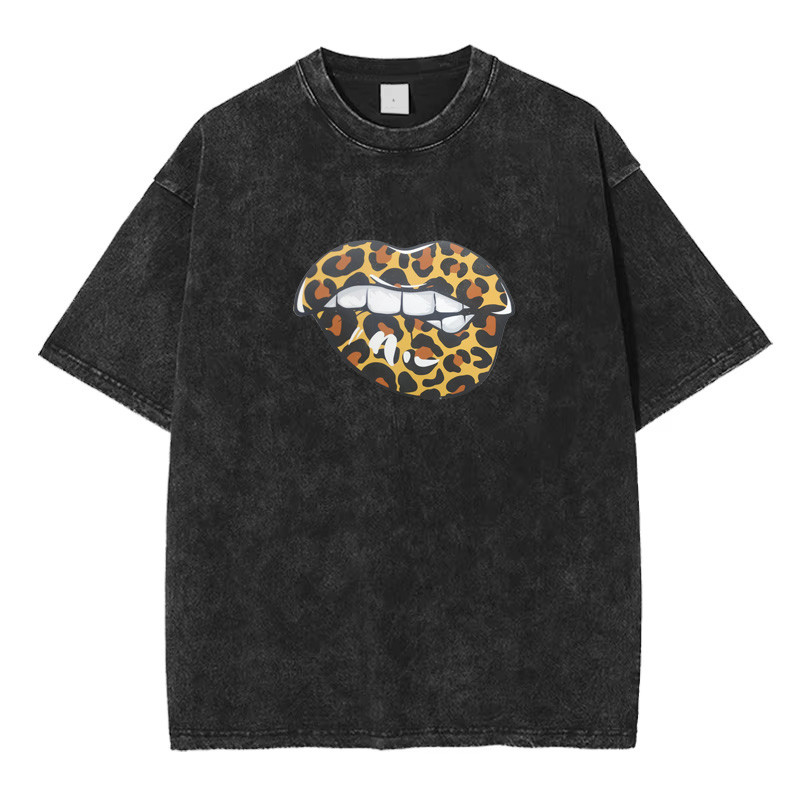 Футболка оверсайз у вінтажному стилі з принтом Губи, Чорний