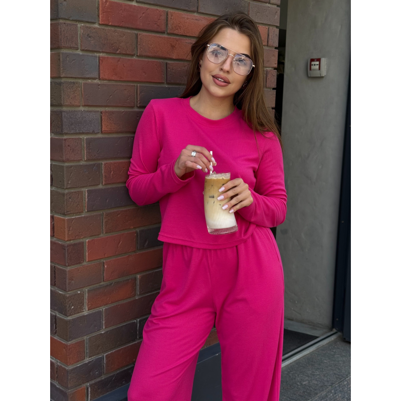 Жіночий костюм у рубчик із широкими штанами Малиновий M/L